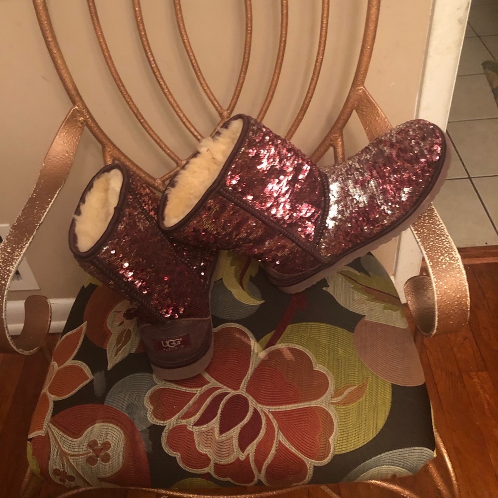 Women’s Burgundy Ugg Glitter Boots